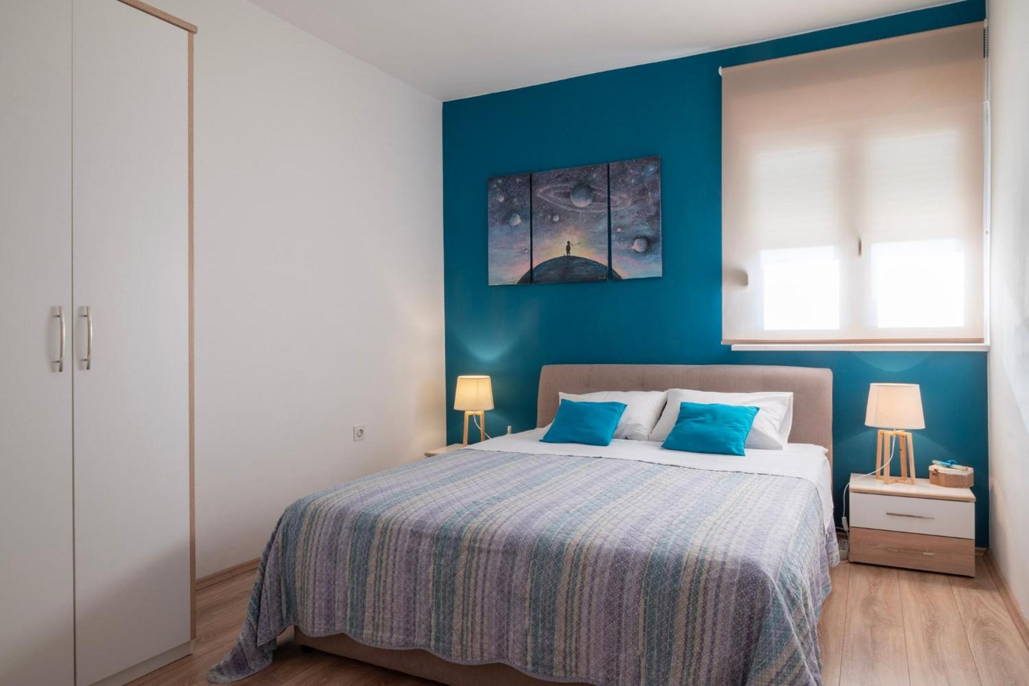 Apartman Karlo Antonio โตรกีร์ ภายนอก รูปภาพ